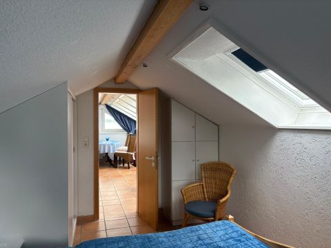 Schlafzimmer DG
