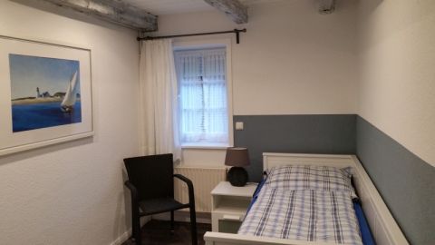 Zimmer mit Einzelbett