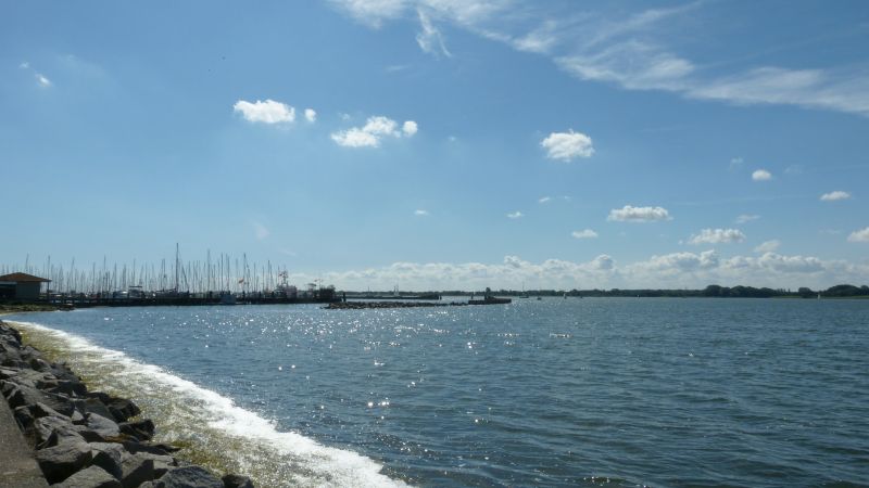Yachthafen und Wasser an der Schleimündung bei Maasholm
